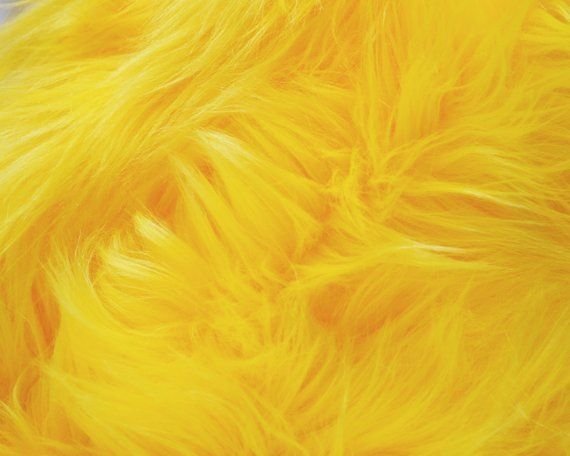 Желтая шерсть