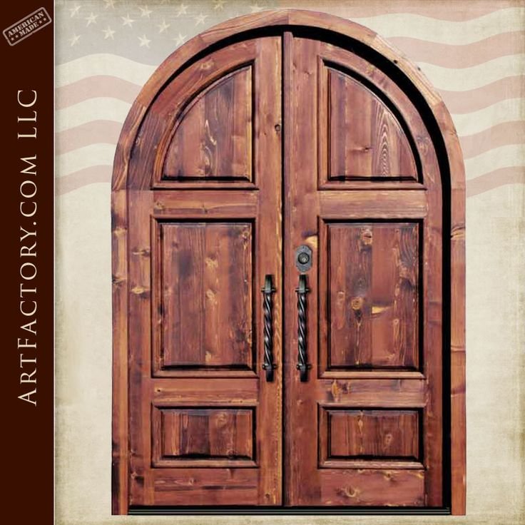 Дверь входная деревянная