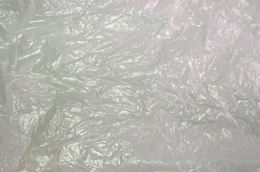 Мятая прозрачная пленка