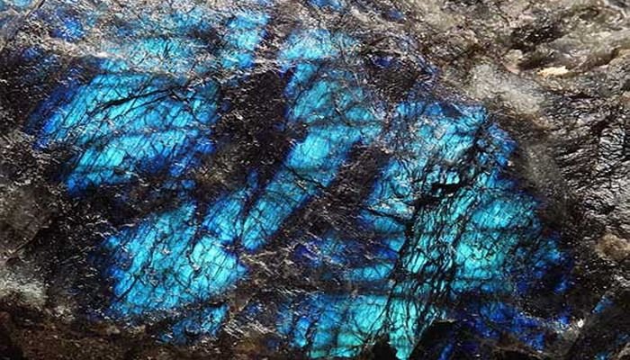 Мадагаскарский лабрадорит