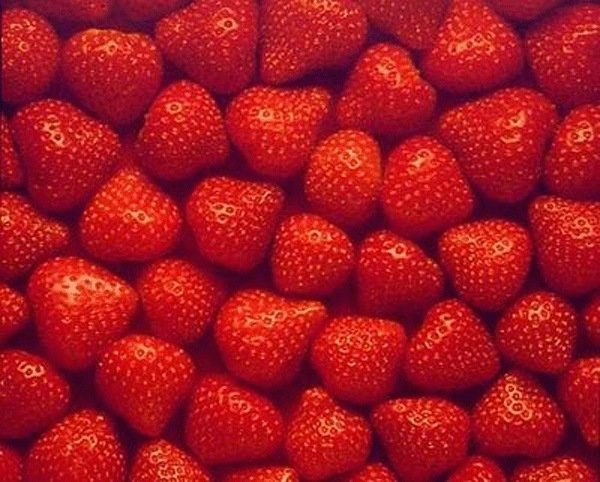 Клубника фактура