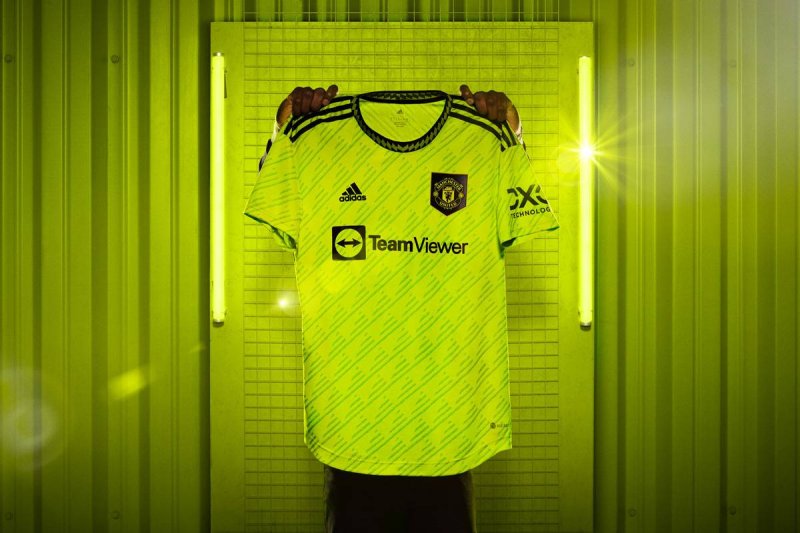 Форма Манчестер Юнайтед 2022 2023 зеленая