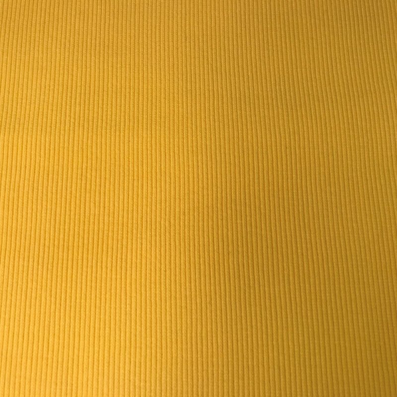 Желтая ткань