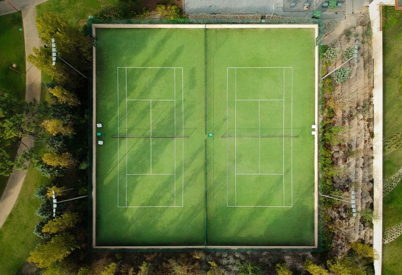 Теннисный корт вид сверху в хорошем качестве