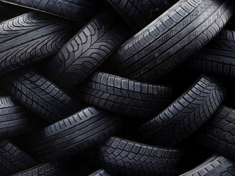 Автомобильная шина