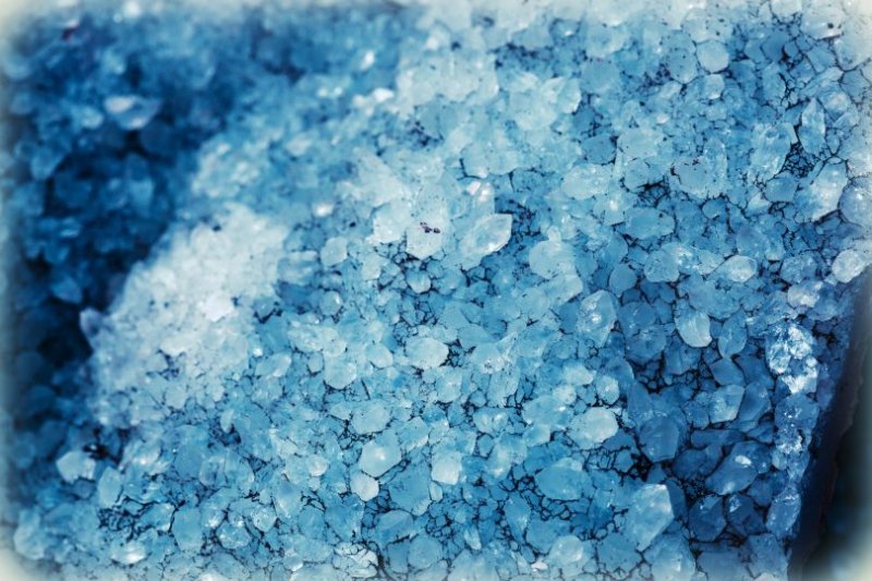 Кристально голубой цвет