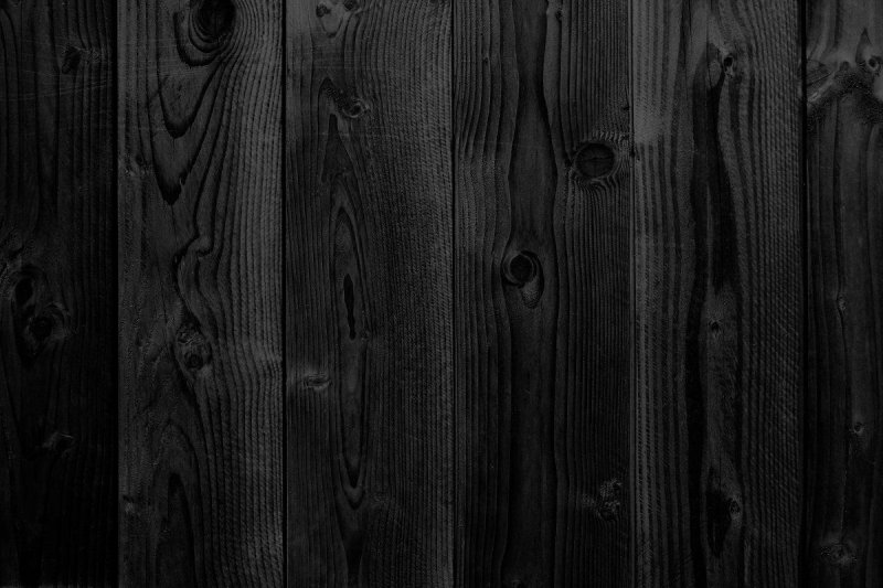 Темное дерево