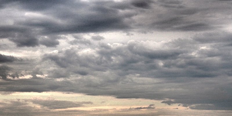 Серое небо