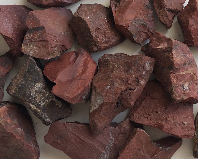 Малиновый кварцит для бани