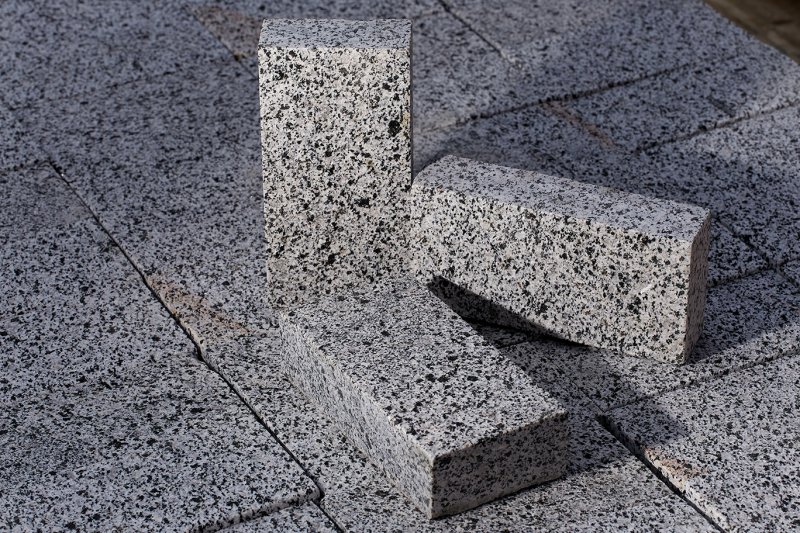 Брусчатка гранитная месторождение Покостовское