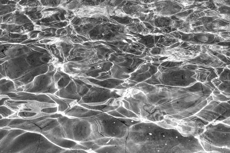 Поверхность воды