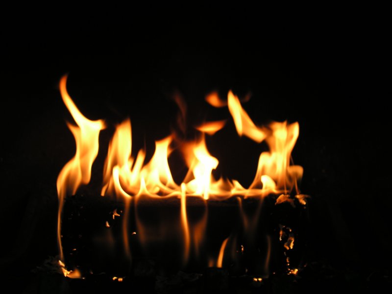 Огонь в камине текстура