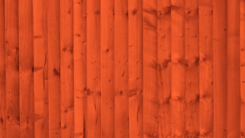 Оранжевый забор