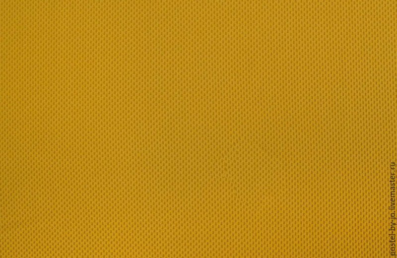 Желтая ткань