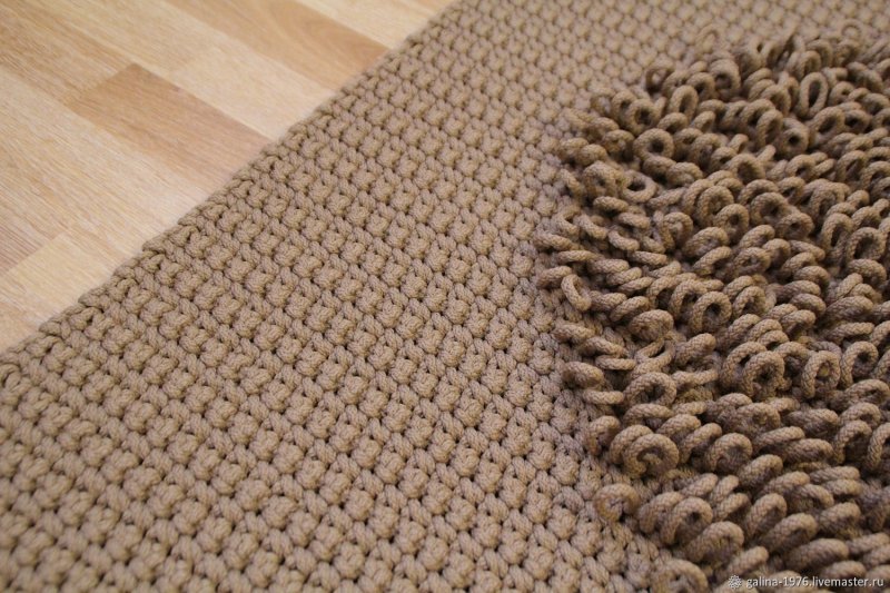 Вязаный ковер в древности