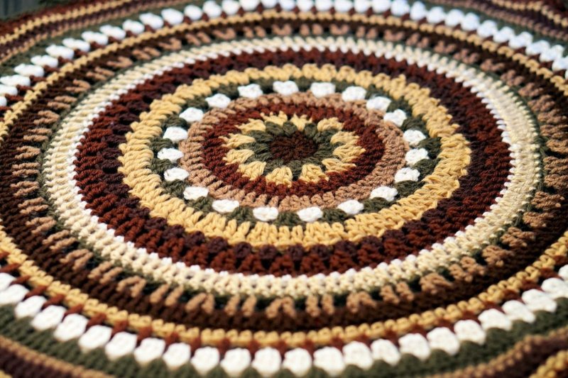 Вязаные коврики