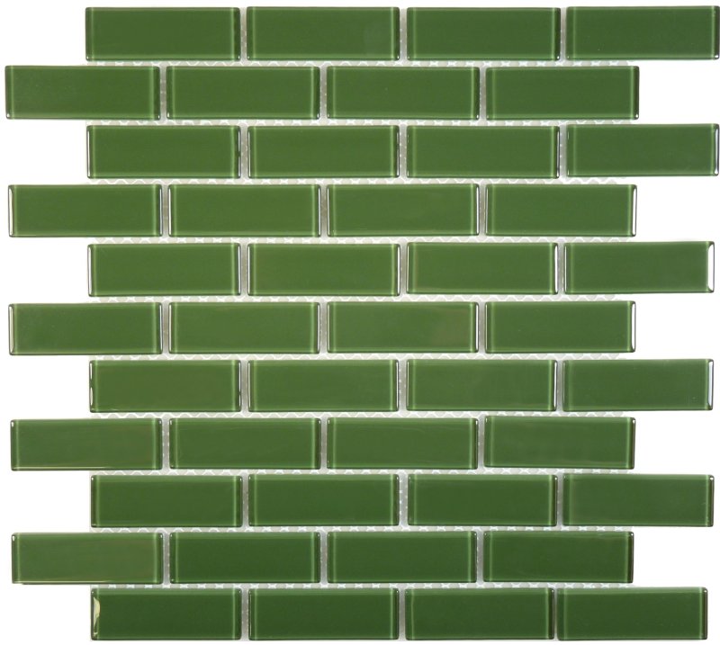 Зеленая плитка кирпичиком
