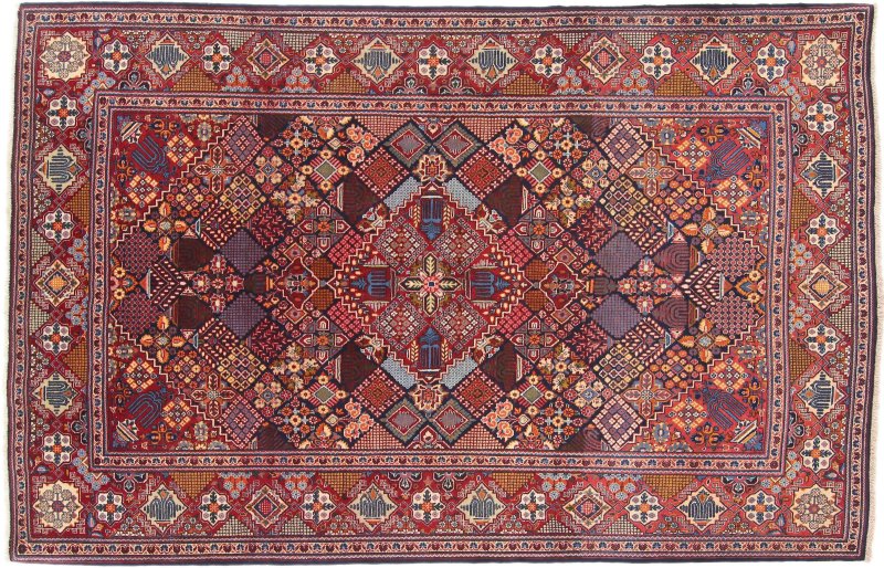 Восточный ковер