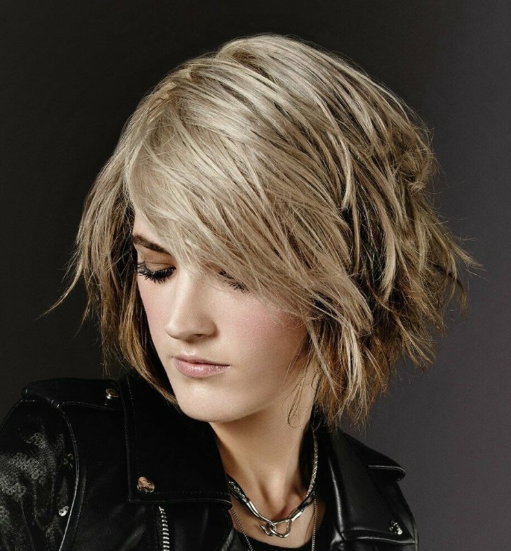 Стрижка Каскад Боб Шегги