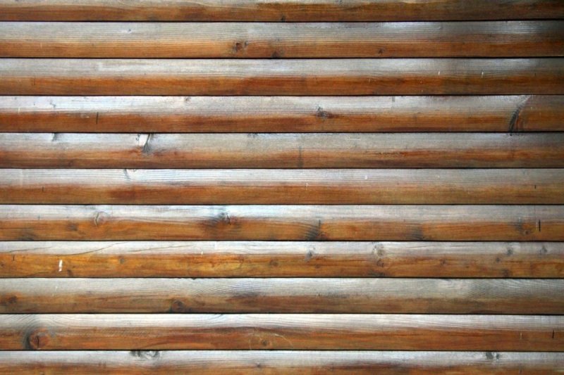 Деревянная стена