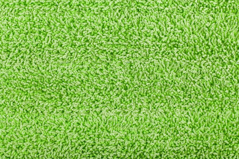 Пушистая ткань зеленая