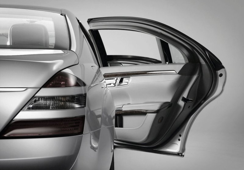 Мерседес Бенц s600