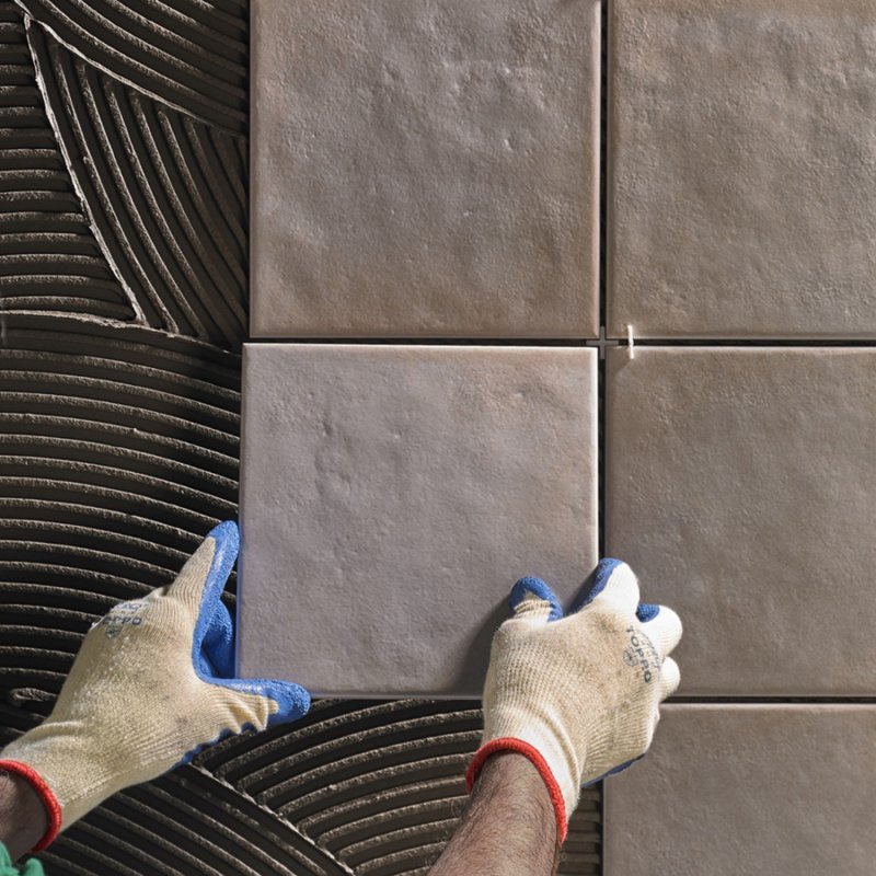 Укладка керамической плитки