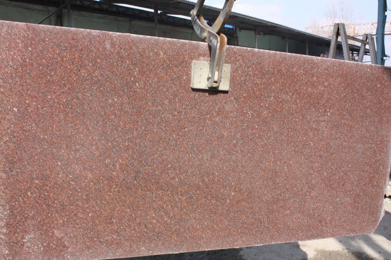 Камень Токовский гранит