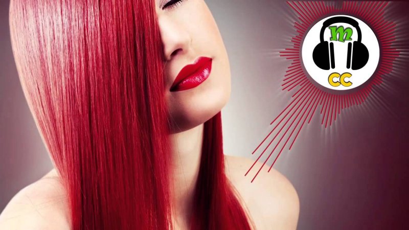 Яркие красные волосы