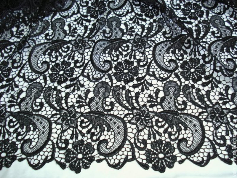 Кружевное полотно черное