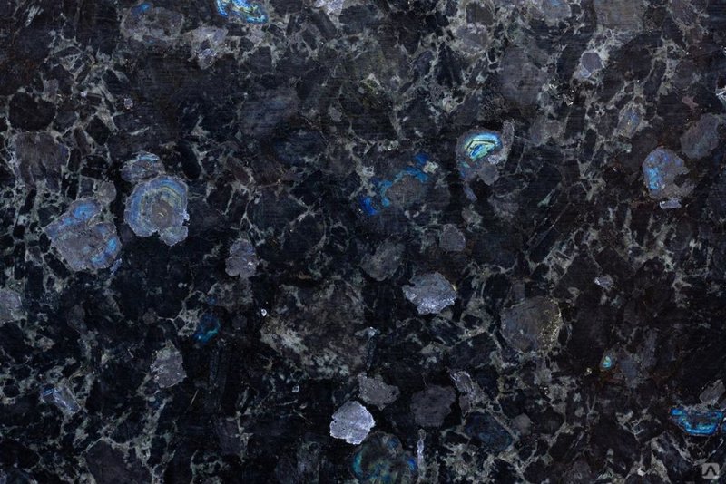 Лабрадорит Волга Блю