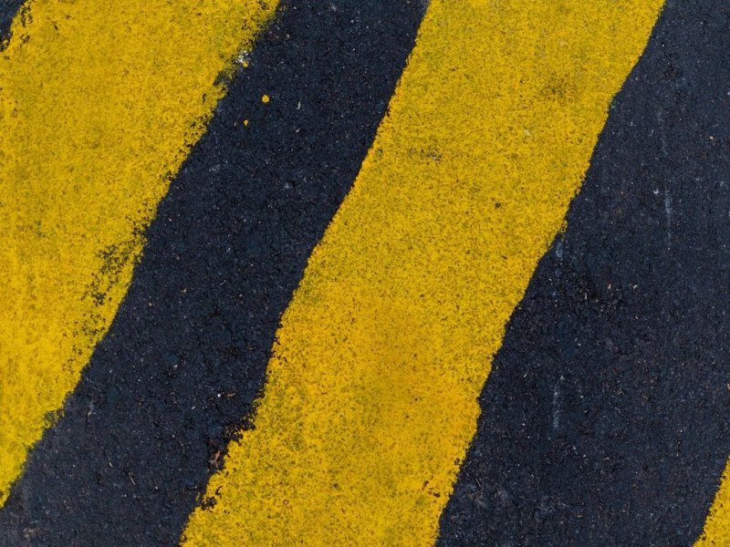 Желтый асфальт