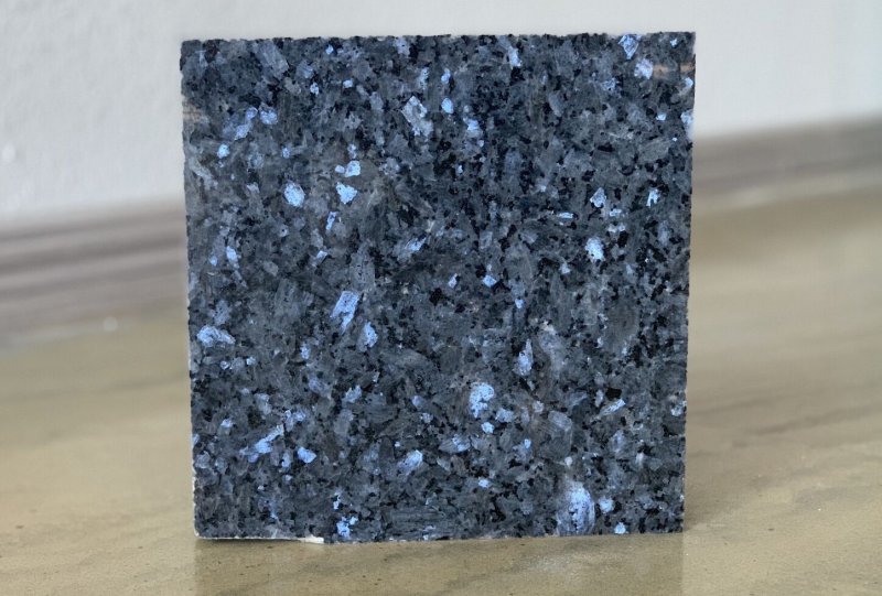 Лабрадорит Blue Pearl