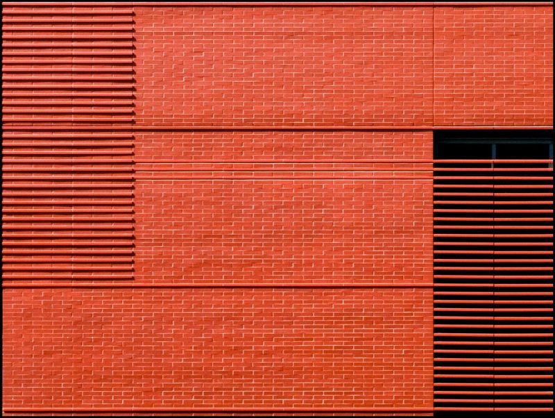 Терракотовые панели для фасадов