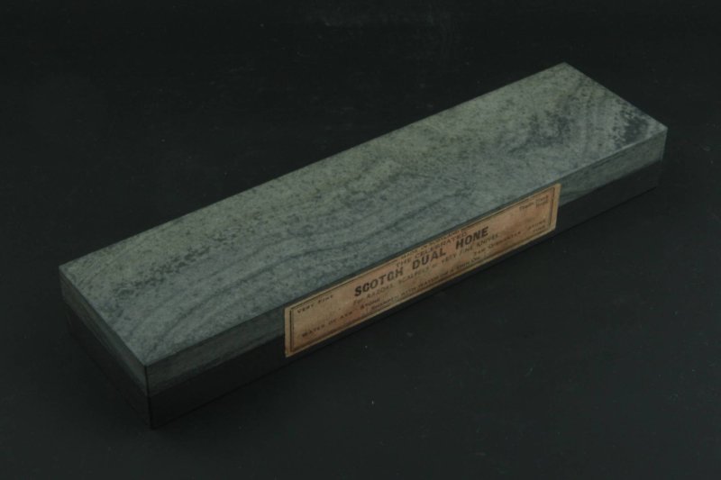 Точильный камень DAYZ