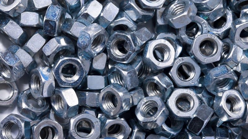 Большие гайки