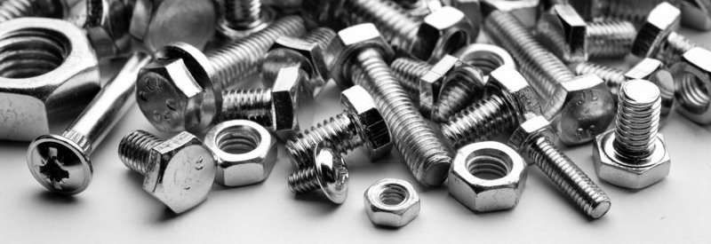 Болт с гайкой