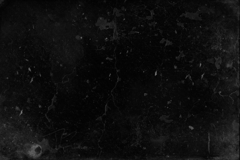 Черные потертости