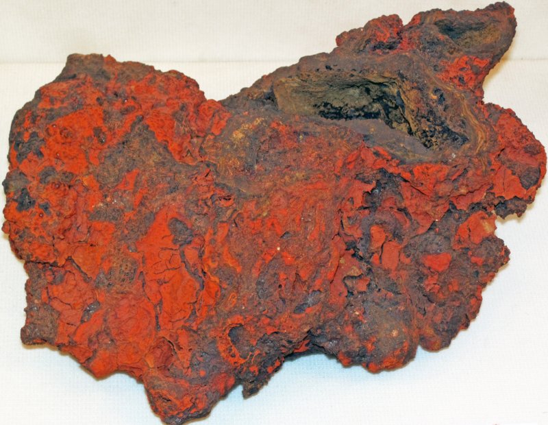 Болотные руды лимонит