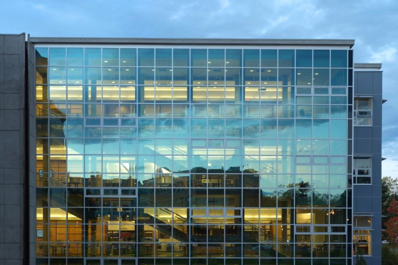 Фасадное остекление зданий Шуко