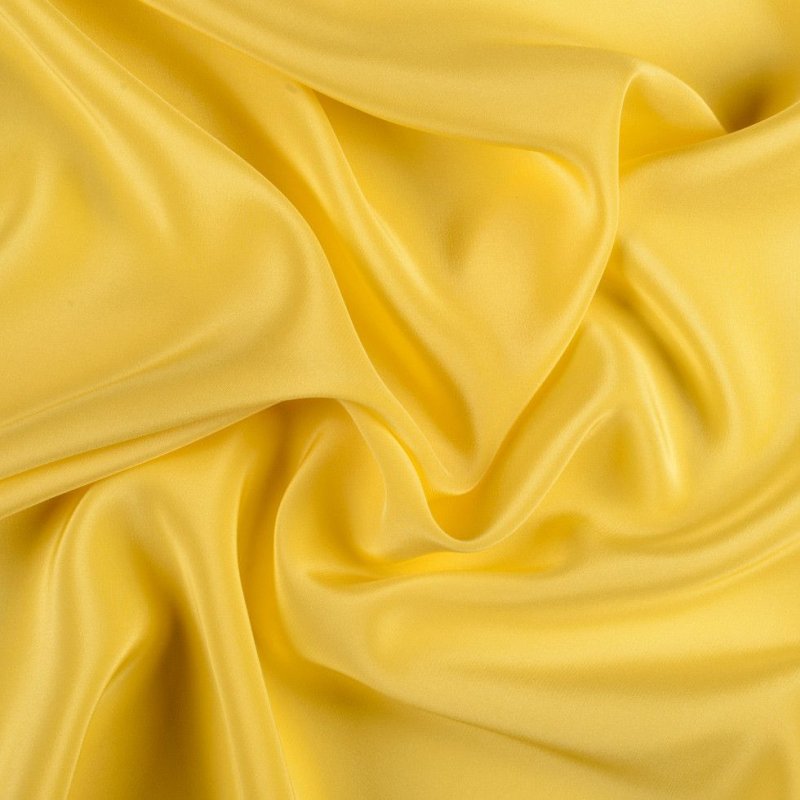 Желтый шелк