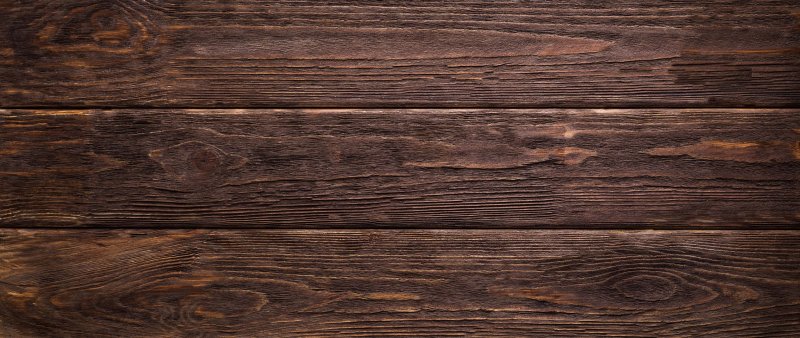 Темное дерево