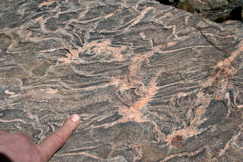 Гранито гнейс