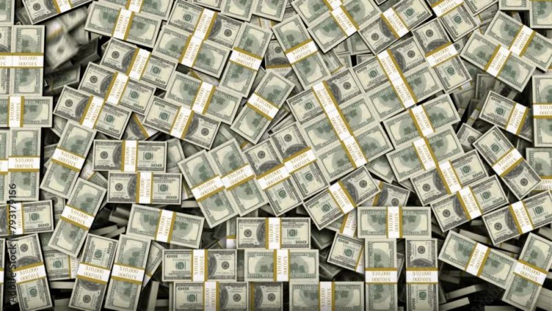 Гора денег