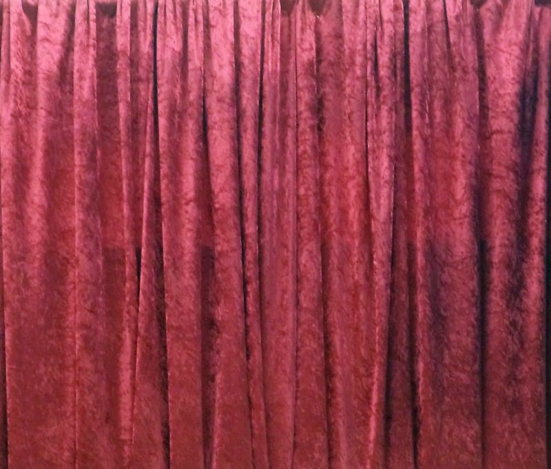 Бархатный занавес