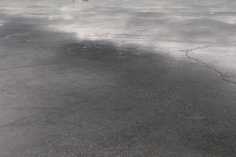 Мокрый асфальт в 3д Макс