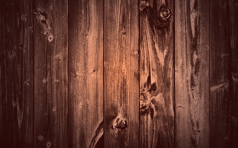 Темное дерево