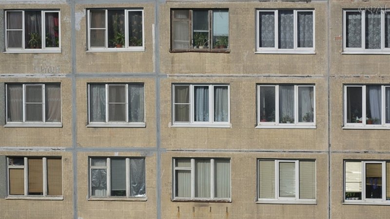 Окно в панельном доме