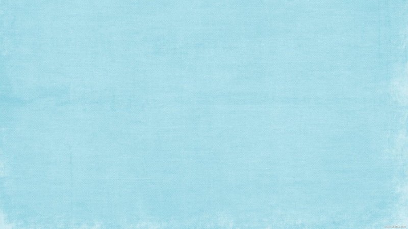 Бледно голубой