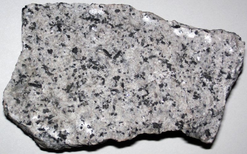 Нефелиновый сиенит